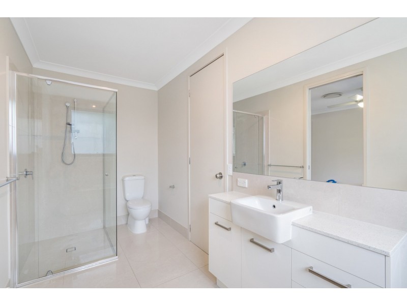 12/10-12 Bainbridge Street, Ormiston QLD 4160