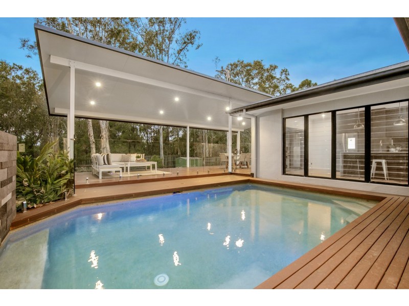 40 Behan Crescent, Wakerley QLD 4154