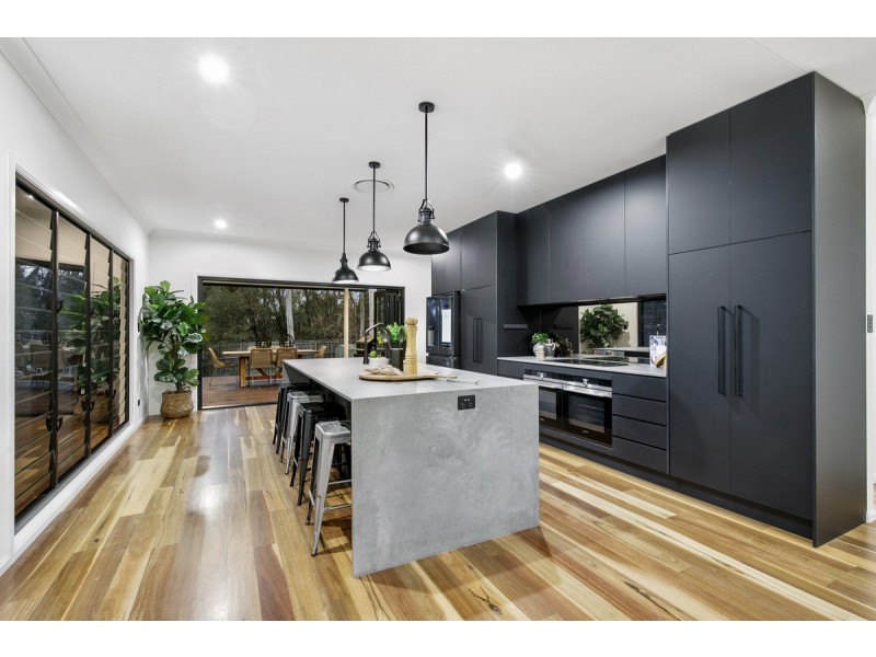 40 Behan Crescent, Wakerley QLD 4154