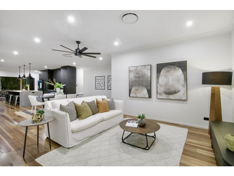 40 Behan Crescent, Wakerley QLD 4154