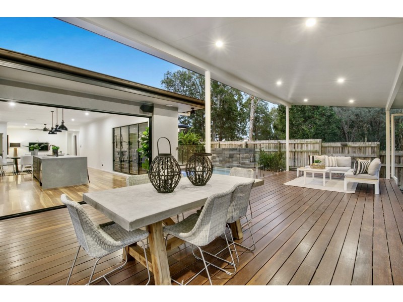 40 Behan Crescent, Wakerley QLD 4154