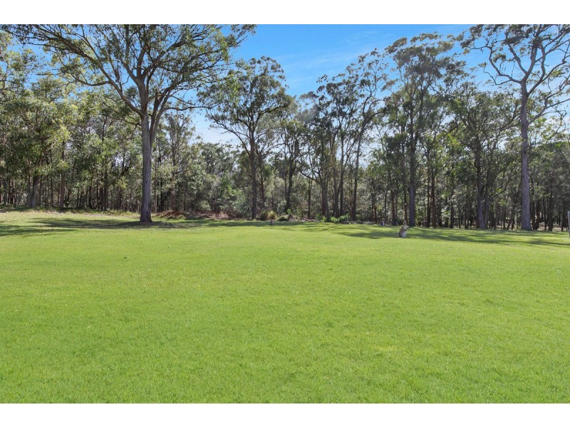 61 Winston Road, Sheldon QLD 4157