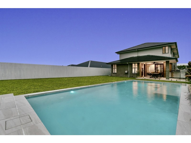 29 Highgrove Street, Thornlands QLD 4164