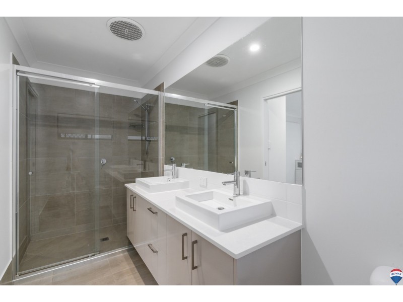 13B BEENWERRIN Crescent, Capalaba QLD 4157