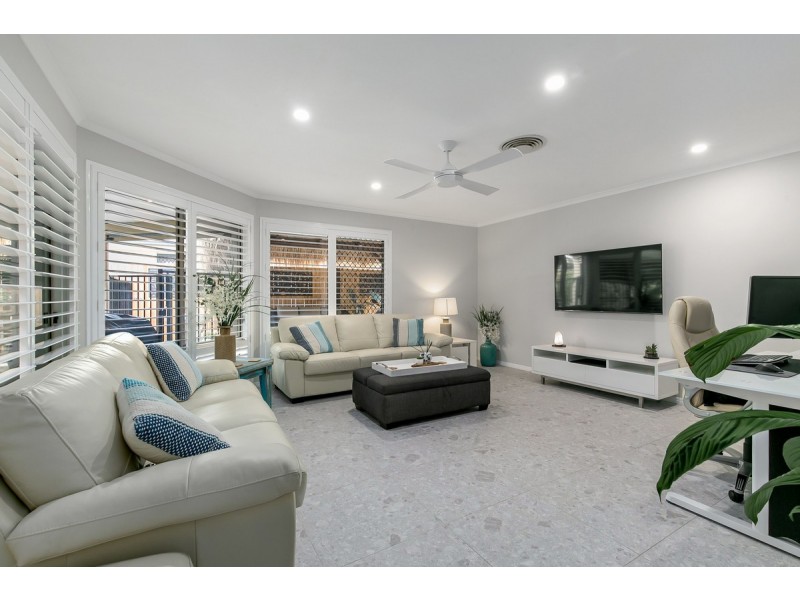 32 Mallan Terrace, Birkdale QLD 4159