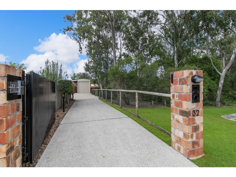 32 Mallan Terrace, Birkdale QLD 4159