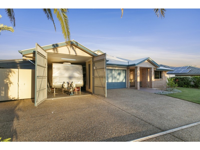 589 Main Road, Wellington Point QLD 4160