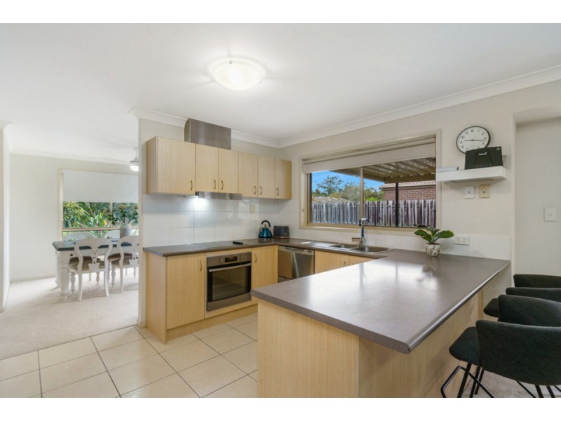 9 Brighton Court, Wakerley QLD 4154