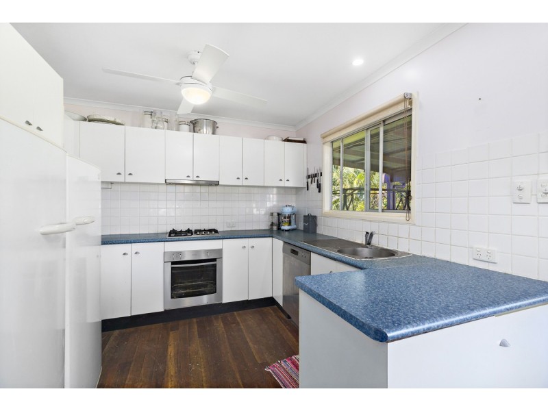 19 Morden Street, Birkdale QLD 4159