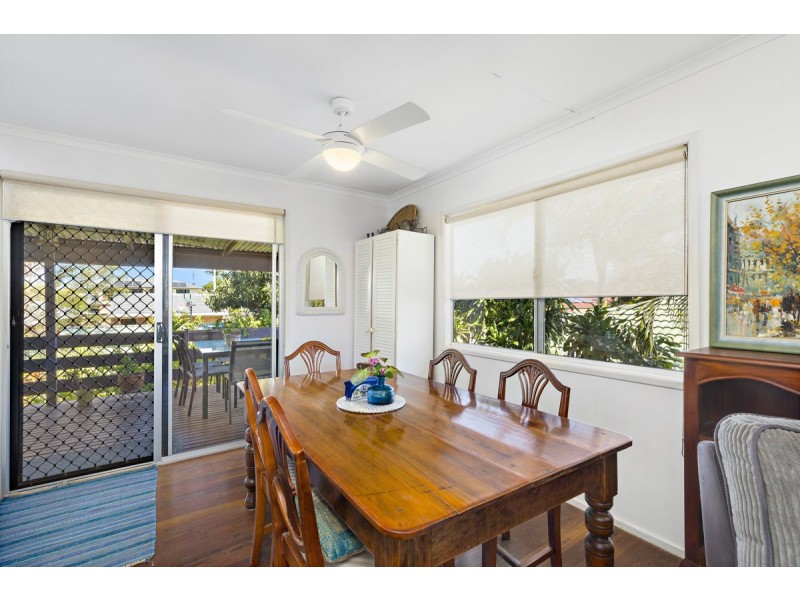 19 Morden Street, Birkdale QLD 4159