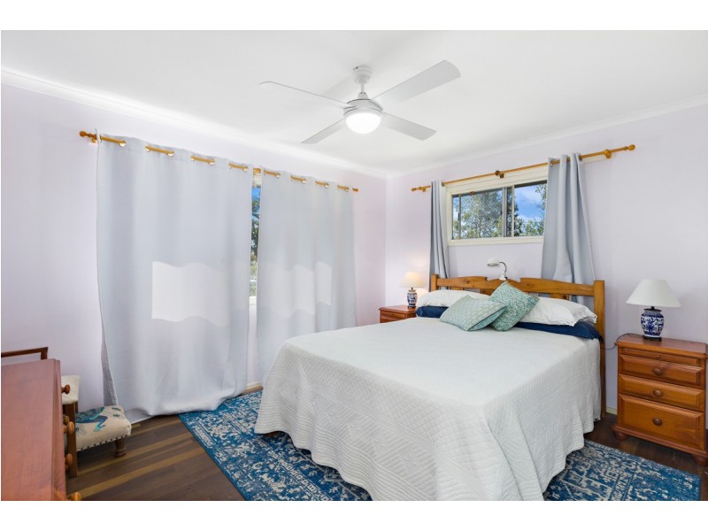 19 Morden Street, Birkdale QLD 4159