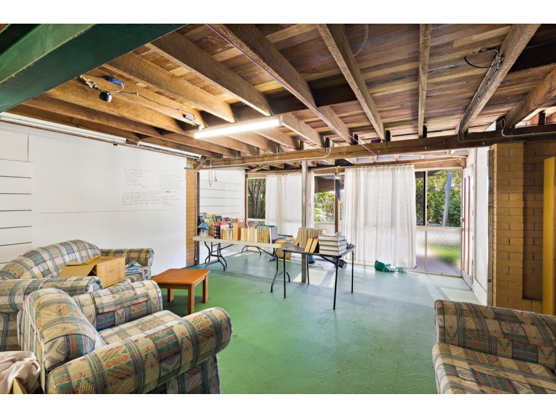 19 Morden Street, Birkdale QLD 4159