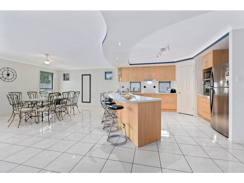 3 Discovery Place, Wellington Point QLD 4160