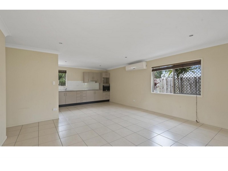 1/143-145 Allenby Road, Wellington Point QLD 4160