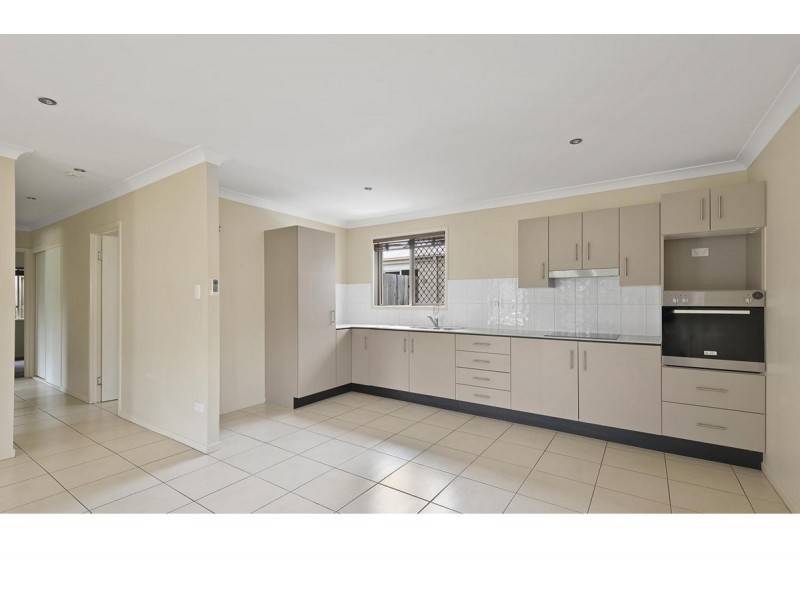 1/143-145 Allenby Road, Wellington Point QLD 4160