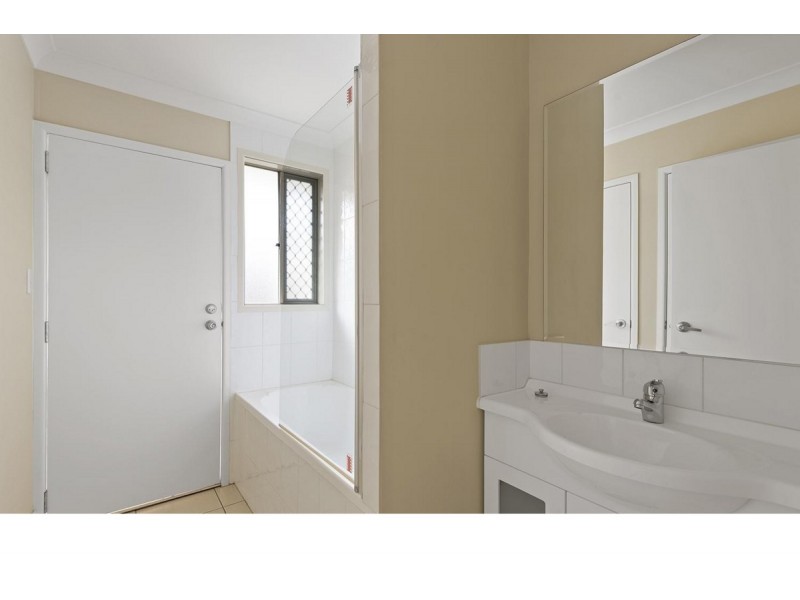 1/143-145 Allenby Road, Wellington Point QLD 4160