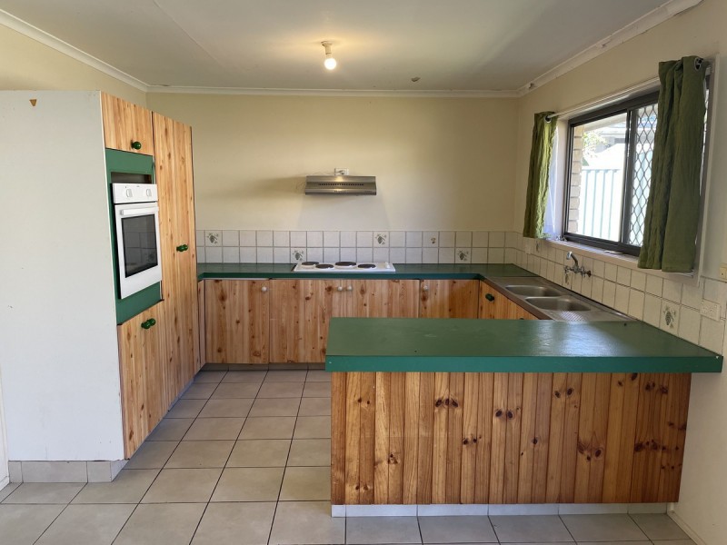 14 Canterbury Street, Alexandra Hills QLD 4161
