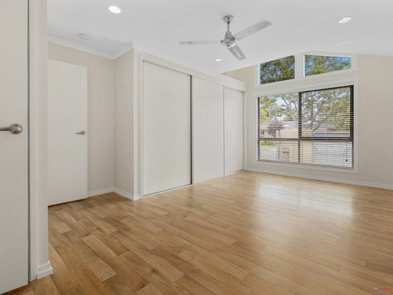 29 Lochinvar Court, Ashmore QLD 4214