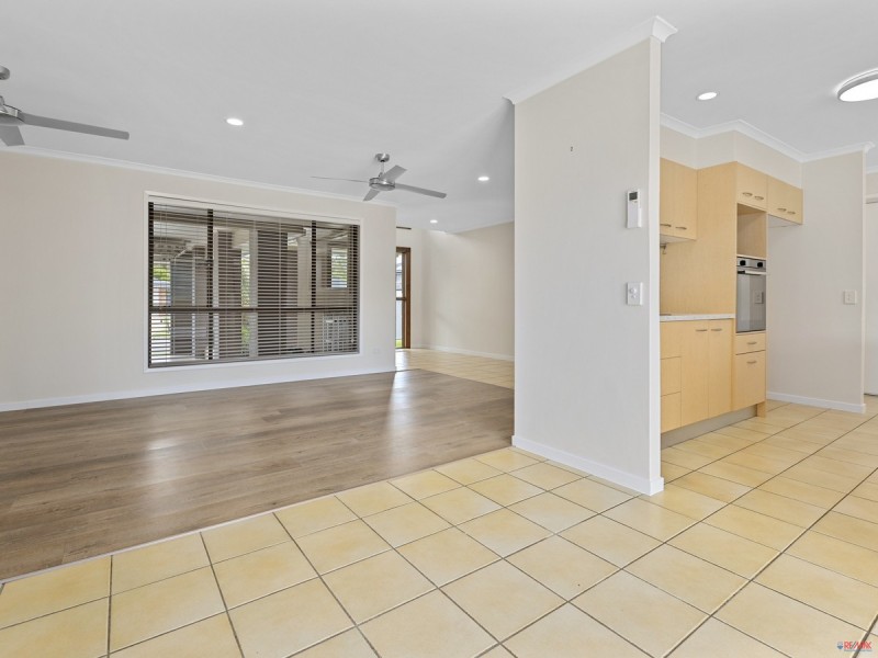 29 Lochinvar Court, Ashmore QLD 4214