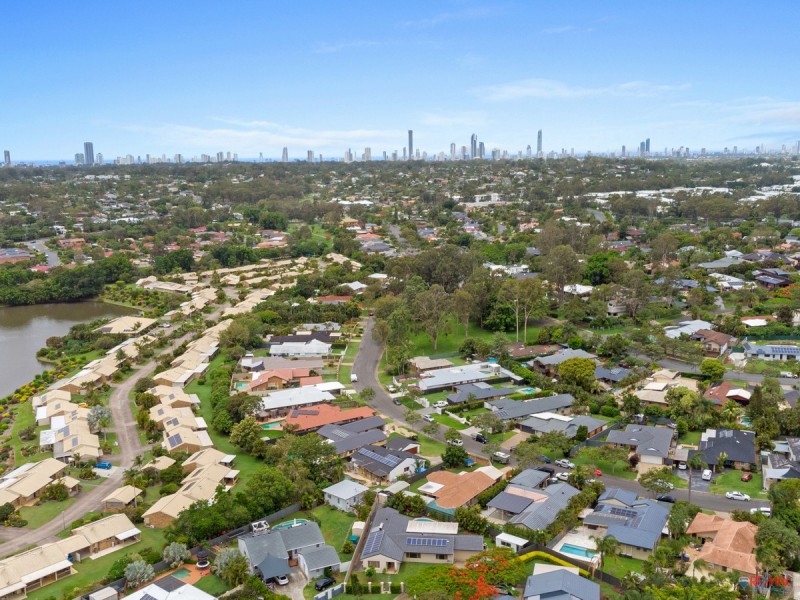 29 Lochinvar Court, Ashmore QLD 4214