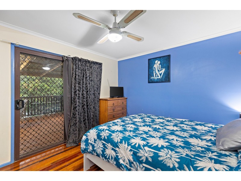 4 Manly Street, Birkdale QLD 4159