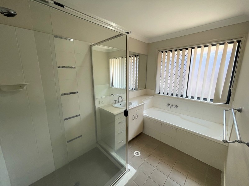 1 Manning Esplanade, Thornlands QLD 4164