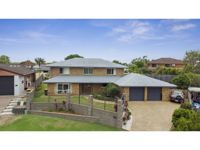 7 Waverney Court, Carindale QLD 4152