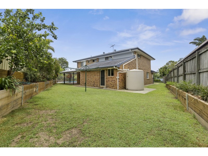 7 Waverney Court, Carindale QLD 4152
