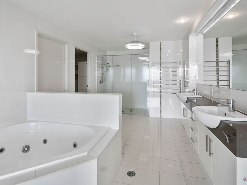 26/135 Shore Street West, Cleveland QLD 4163