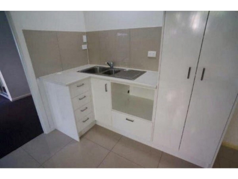 2/157 Redland Bay Road, Capalaba QLD 4157
