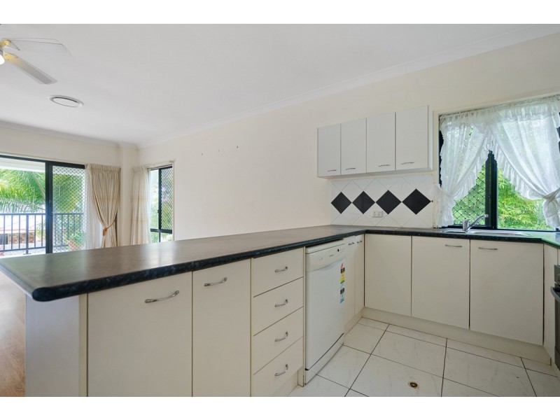 32 Sandy Cove Place, Redland Bay QLD 4165