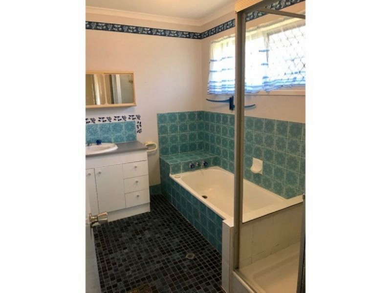 27 Albert Street, Ormiston QLD 4160