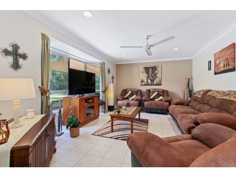 13 Maritime Court, Victoria Point QLD 4165