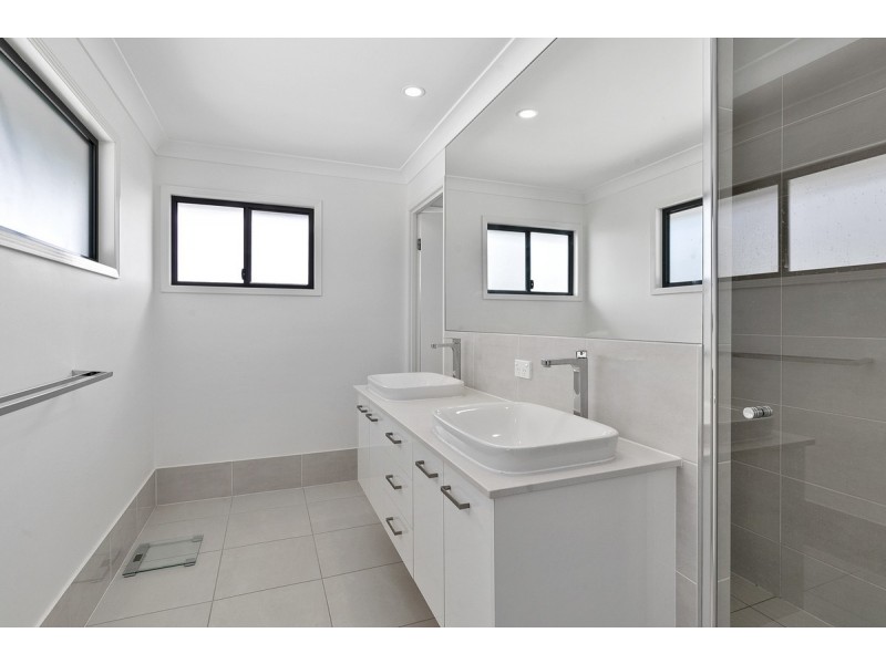 2A Brimblecombe Street, Victoria Point QLD 4165