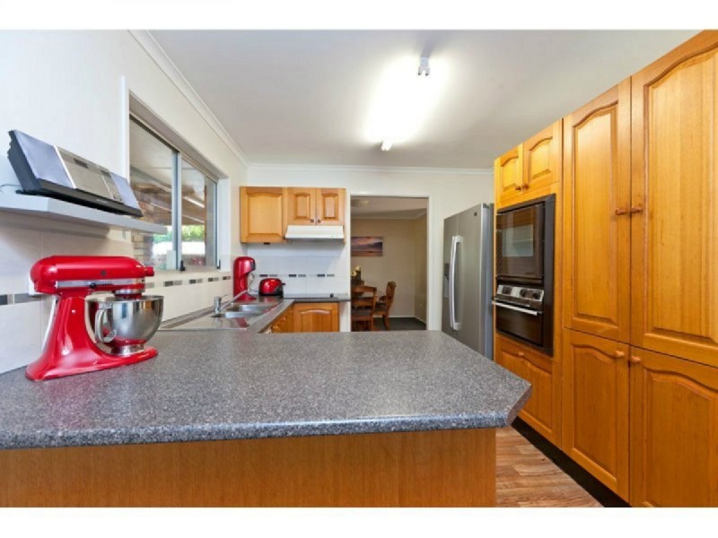 9 Magnolia Parade, Victoria Point QLD 4165