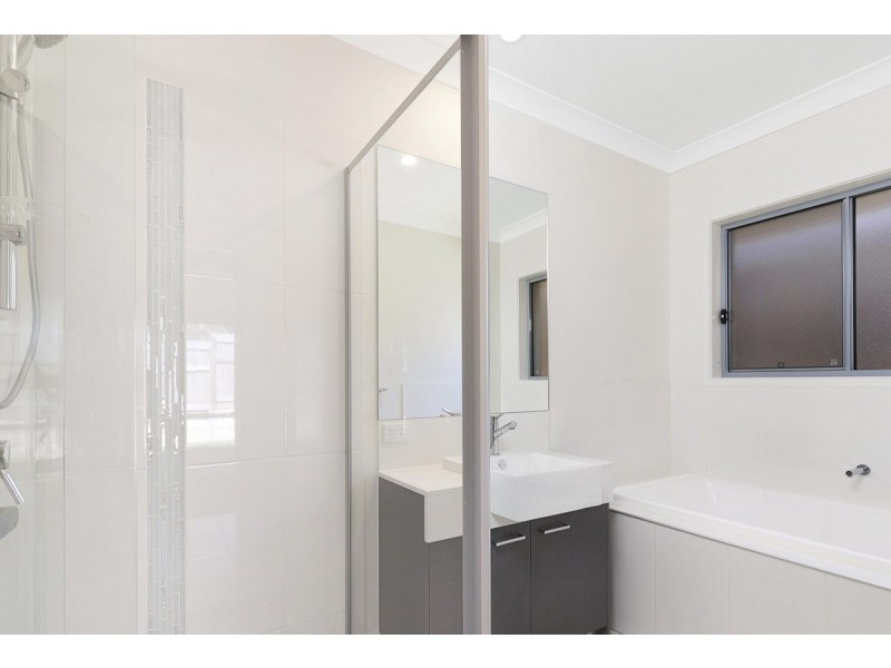 52 Golden Wattle Avenue, Mount Cotton QLD 4165