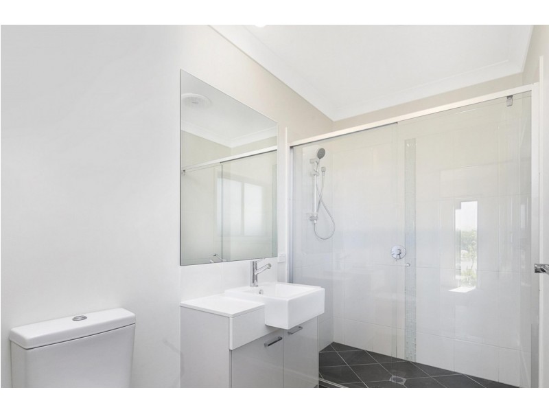 52 Golden Wattle Avenue, Mount Cotton QLD 4165