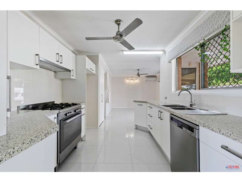 5 Lindon Street, Birkdale QLD 4159