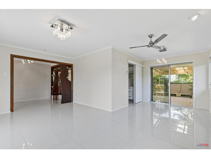 5 Lindon Street, Birkdale QLD 4159