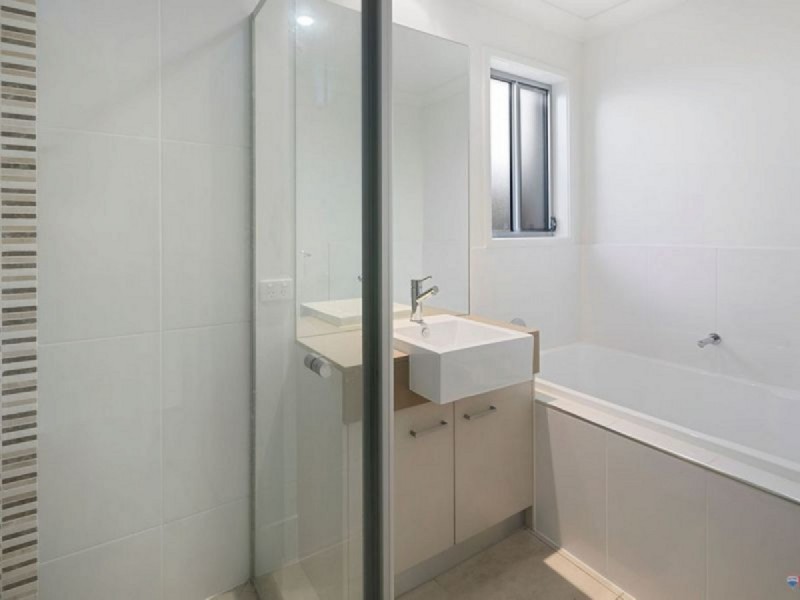 13 Rowe Crescent, Thornlands QLD 4164