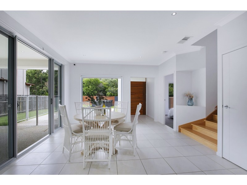 22 Sandalwood Street, Thornlands QLD 4164