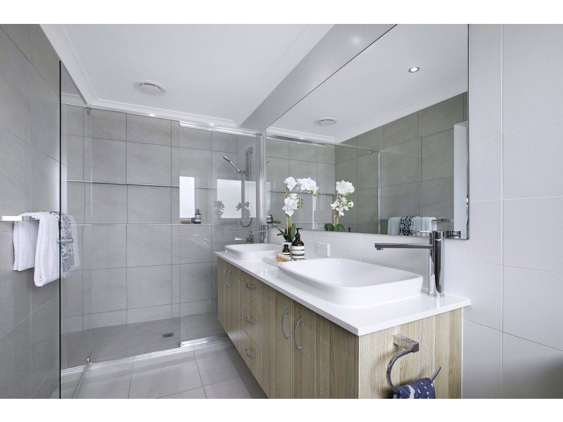 22 Sandalwood Street, Thornlands QLD 4164