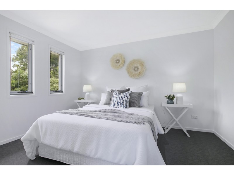 22 Sandalwood Street, Thornlands QLD 4164