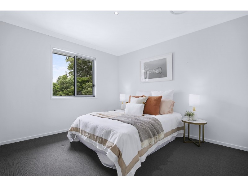 22 Sandalwood Street, Thornlands QLD 4164