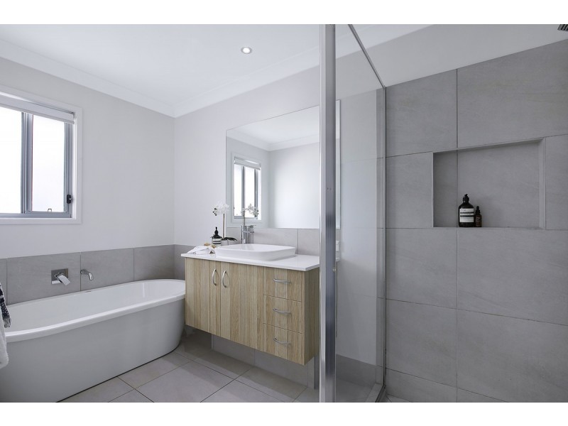 22 Sandalwood Street, Thornlands QLD 4164