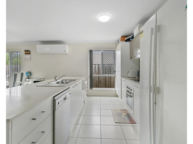 54 Pleasant Drive, Redbank Plains QLD 4301