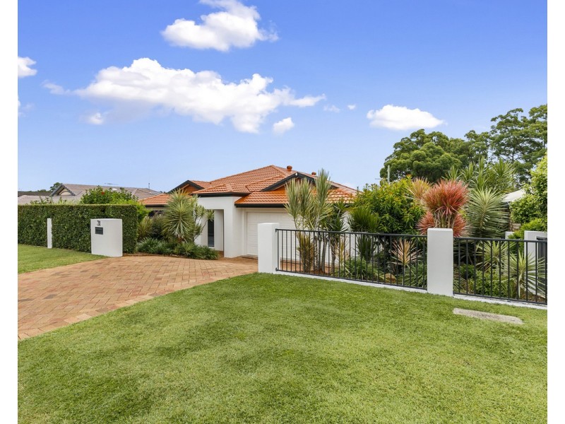 31 Ivy Crescent, Wakerley QLD 4154
