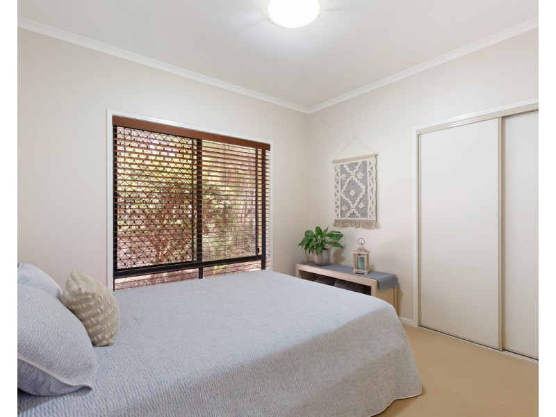 7 Viola Drive, Redland Bay QLD 4165