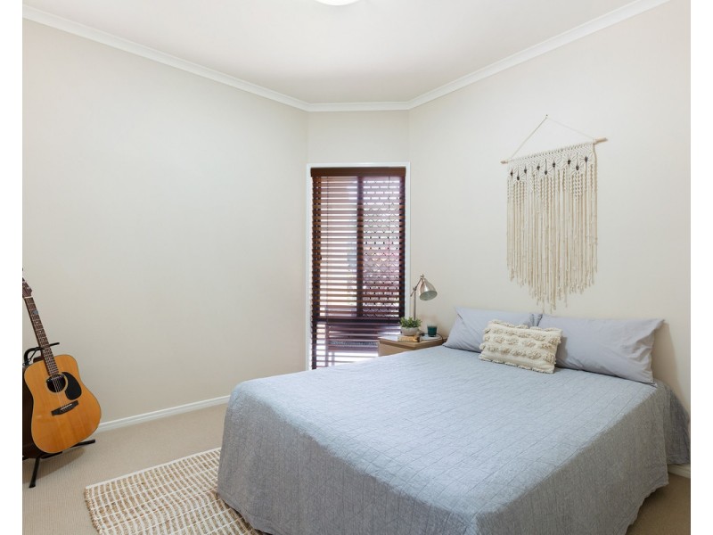 7 Viola Drive, Redland Bay QLD 4165