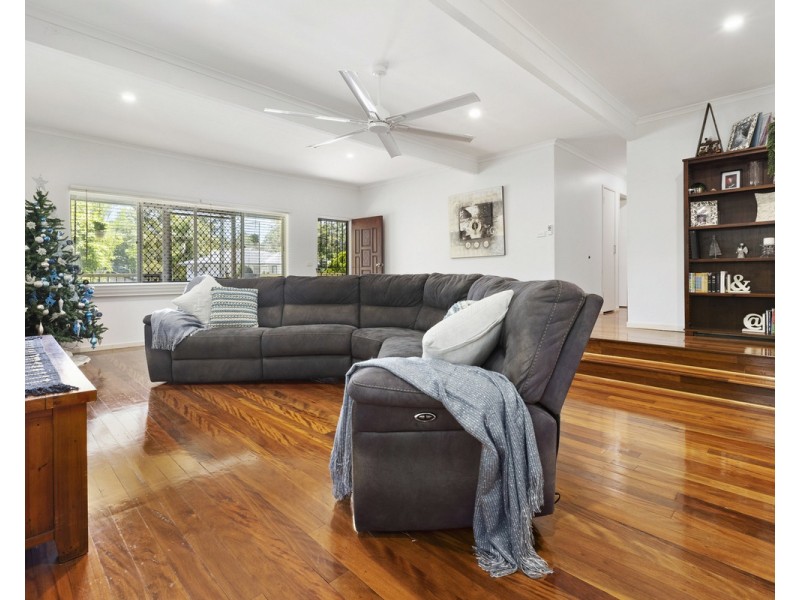 111 Queens Court Road, Alexandra Hills QLD 4161
